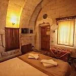Emit Cave Hotel