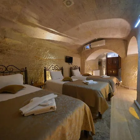 Emit Cave Hotel 2*