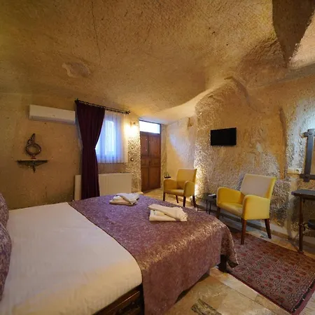 Emit Cave 2* 格雷梅