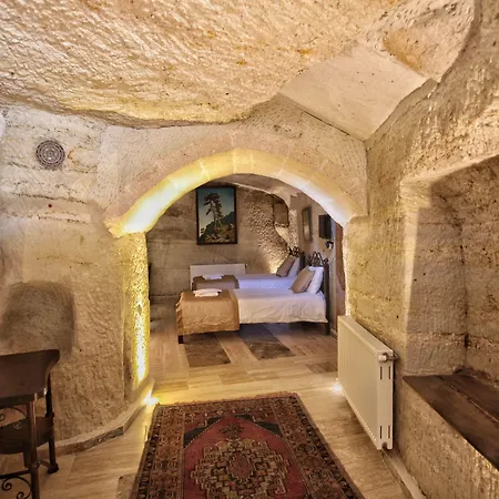 Emit Sakura Cave Hotel 2*
