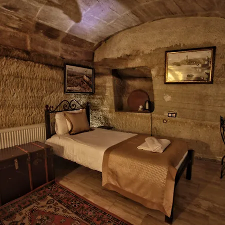 Emit Sakura Cave Hotel Göreme