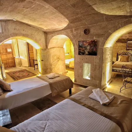 Emit Sakura Cave Hotel Göreme