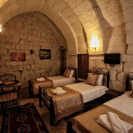 Emit Sakura Cave Hotel Göreme