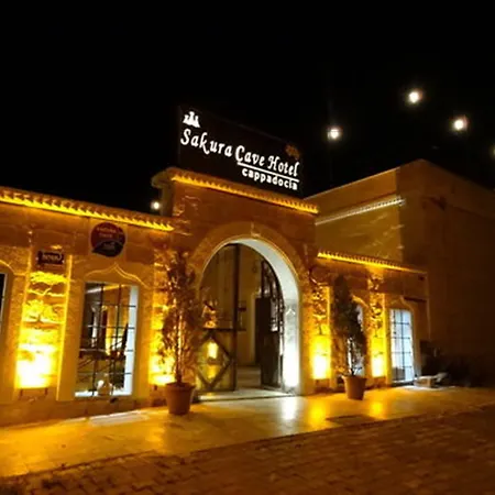 Emit Cave 2* ギョレメ