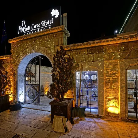 Hotel Emit Sakura Cave