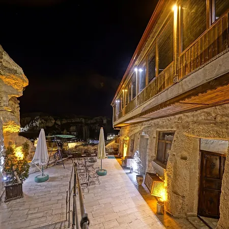 Emit Cave 酒店 格雷梅