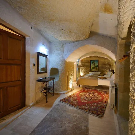 Emit Sakura Cave Hotel Göreme