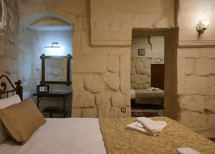 Emit Cave 2* ギョレメ