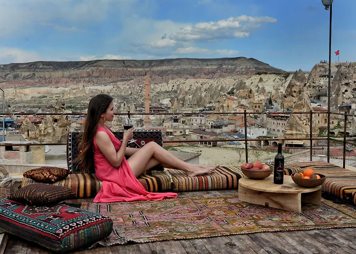 Emit Cave ホテル ギョレメ