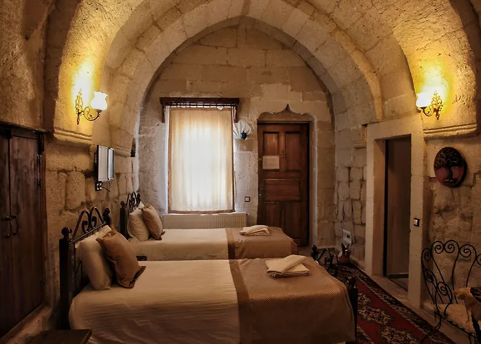 Emit Cave ギョレメ