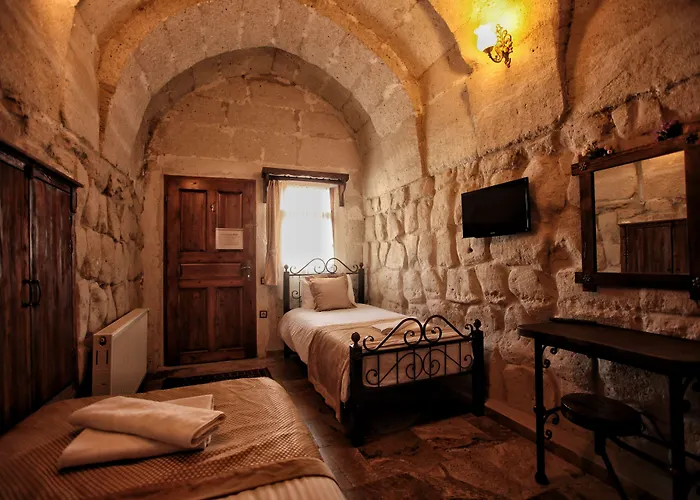 Emit Cave ホテル 2*