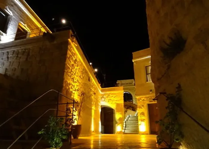 Emit Cave ホテル 2*