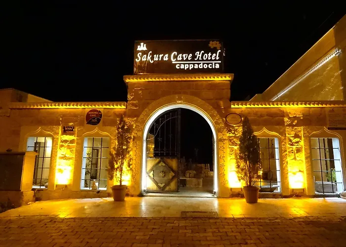 Emit Cave 2* ギョレメ