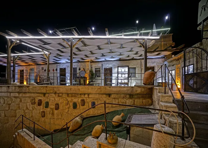 Emit Cave ギョレメ